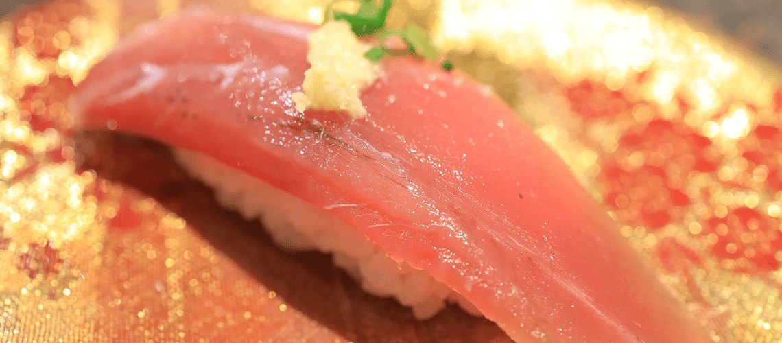 本格寿司がたべられる人気回転寿司店『函太郎』へ